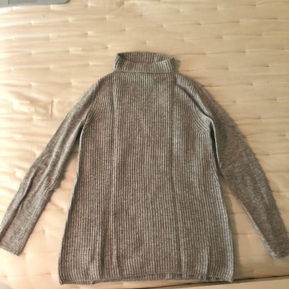 Grey Sweater Fate by LFD With Collar Cut Out - Picture 4 of 5